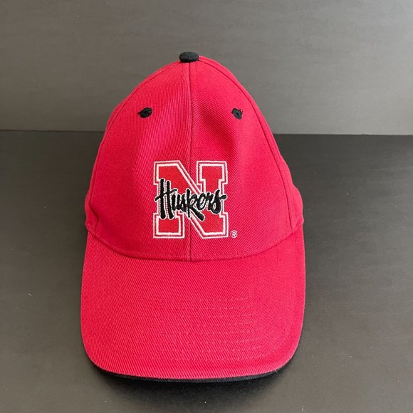 Nebraska CornHuskers N Logo Red Cap Signatures Strapback Cap - Picture 1 of 5